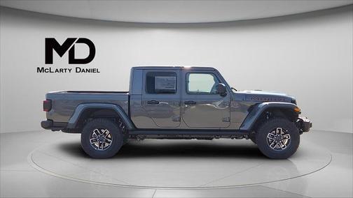 2025 Jeep Gladiator Mojave X