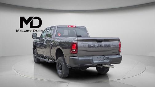 2025 RAM 2500 Tradesman Crew Cab 4x4 6'4' Box