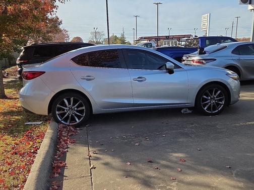 2018 Mazda Mazda3 Touring