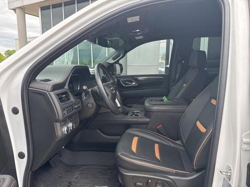 2023 GMC Yukon 4WD AT4
