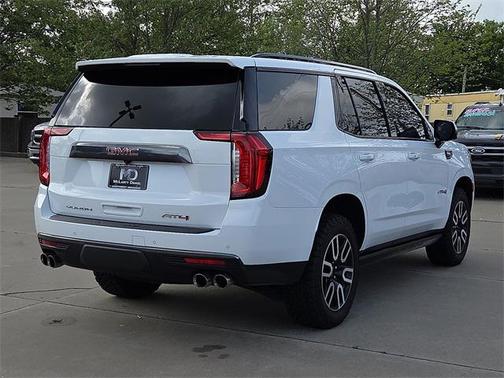 2023 GMC Yukon 4WD AT4