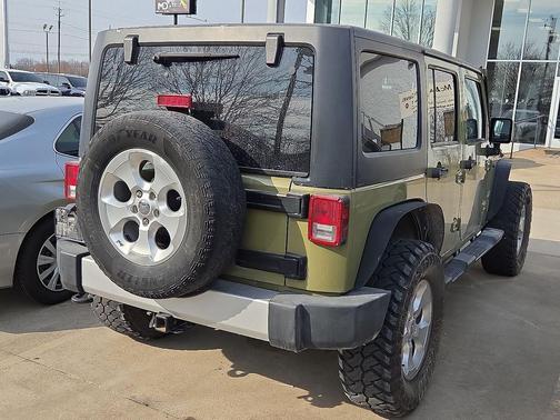 2013 Jeep Wrangler Unlimited Sahara
