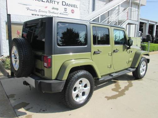 2013 Jeep Wrangler Unlimited Sahara