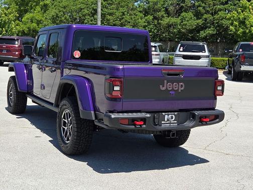 Reign 2026 Jeep Gladiator Shadow Ops