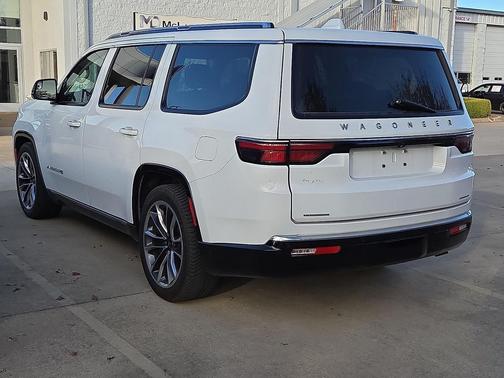 2023 Jeep Wagoneer Series III 4x4