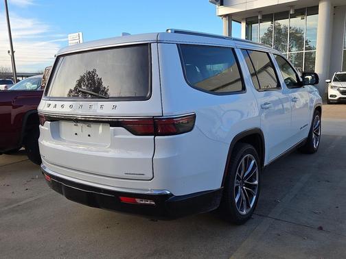 2023 Jeep Wagoneer Series III 4x4