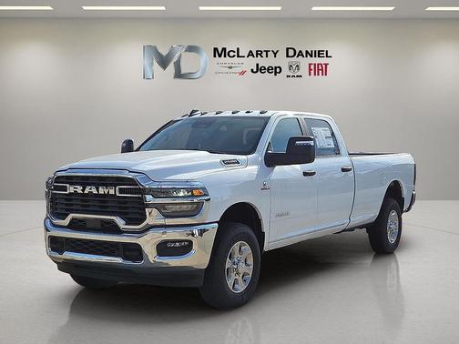 2025 RAM 2500 Big Horn Crew Cab 4x4 8' Box