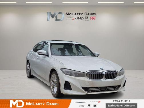 Alpine White 2025 BMW 330 330i