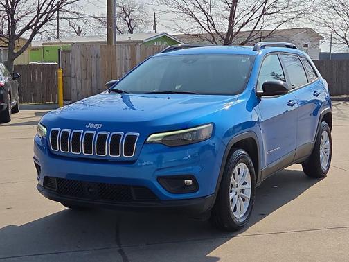 2022 Jeep Cherokee Latitude Lux