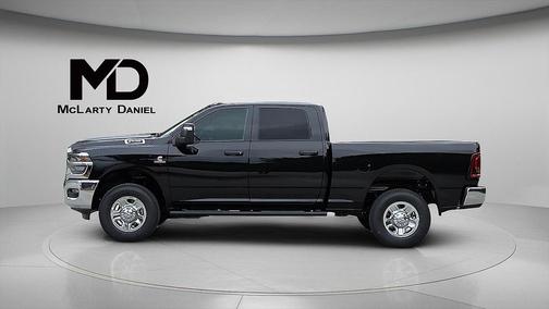 2025 RAM 2500 Tradesman Crew Cab 4x4 6'4' Box