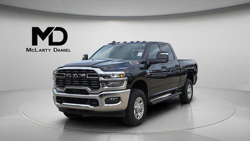 2025 RAM 2500 Tradesman Crew Cab 4x4 6'4' Box