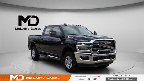 2025 RAM 2500 Tradesman Crew Cab 4x4 6'4' Box