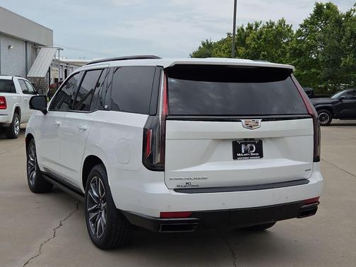 Crystal White Tricoat 2023 Cadillac Escalade Sport Platinum
