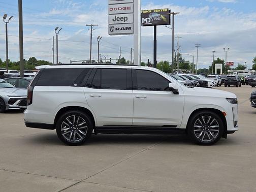 Crystal White Tricoat 2023 Cadillac Escalade Sport Platinum