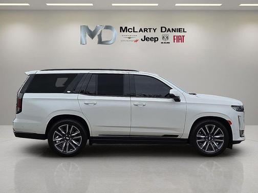 Crystal White Tricoat 2023 Cadillac Escalade Sport Platinum