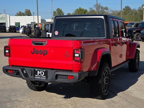 2025 Jeep Gladiator Willys