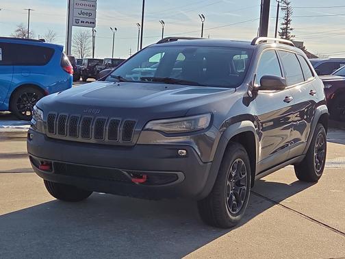 2020 Jeep Cherokee Trailhawk