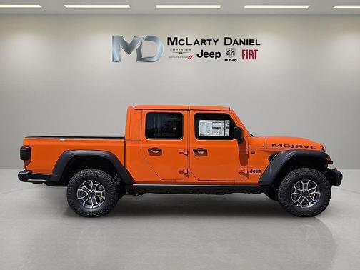 2025 Jeep Gladiator Mojave 4x4