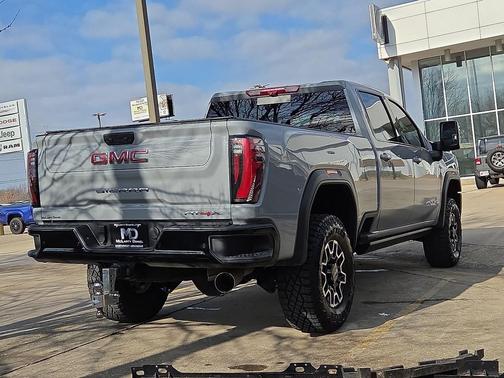 2025 GMC Sierra 2500 AT4X