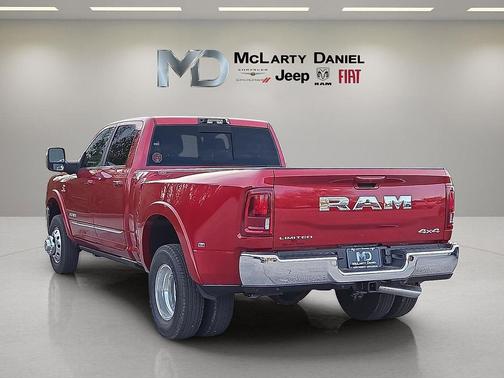 2026 RAM 3500 Limited Crew Cab 4x4 8' Box