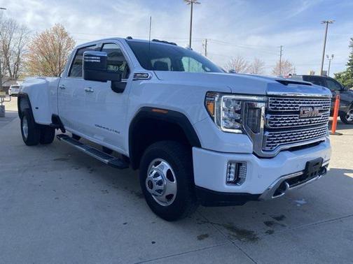 2023 GMC Sierra 3500 Denali