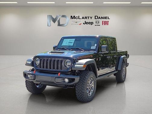 Black Clearcoat 2025 Jeep Gladiator Mojave 4x4