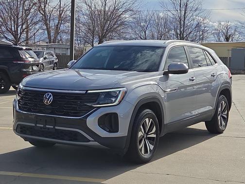 2024 Volkswagen Atlas Cross Sport 2.0T SE