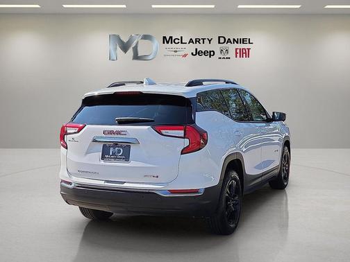 2022 GMC Terrain AWD AT4