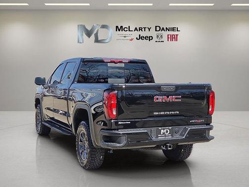 2025 GMC Sierra 1500 AT4X