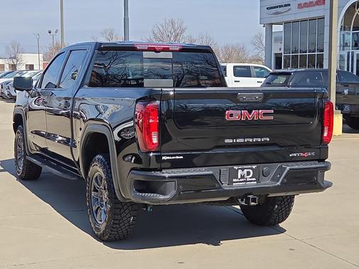 2025 GMC Sierra 1500 AT4X