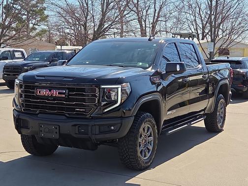 2025 GMC Sierra 1500 AT4X