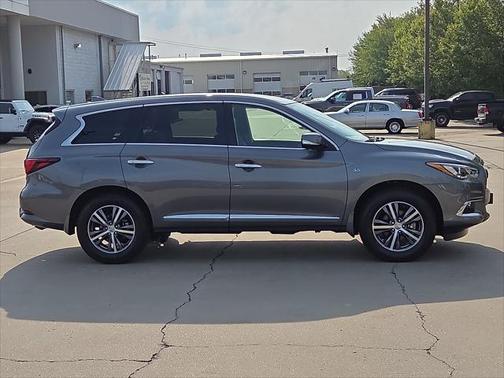 2020 INFINITI QX60 Pure