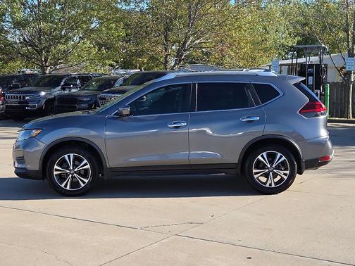2019 Nissan Rogue SV