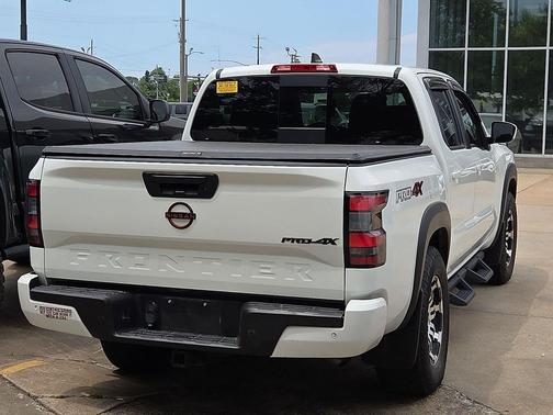 Glacier White 2023 Nissan Frontier PRO-4X