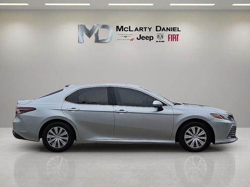 Celestial Silver Metallic 2021 Toyota Camry LE