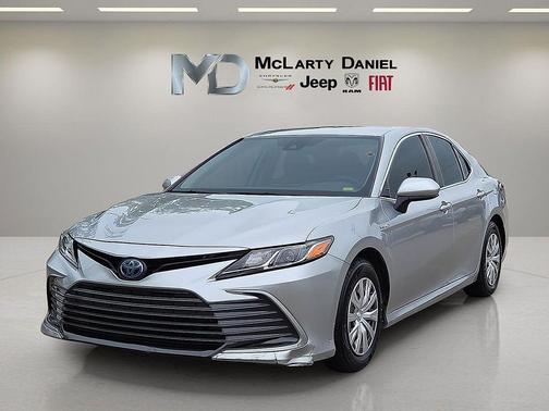 Celestial Silver Metallic 2021 Toyota Camry LE