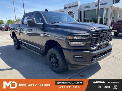 2025 RAM 2500 Tradesman Crew Cab 4x4 6'4' Box