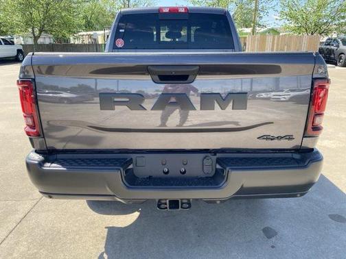 2025 RAM 2500 Tradesman Crew Cab 4x4 6'4' Box