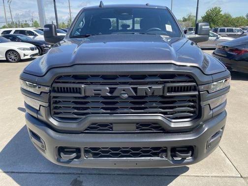 2025 RAM 2500 Tradesman Crew Cab 4x4 6'4' Box