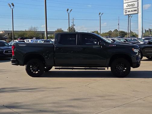 2025 Chevrolet Silverado 1500 LT Trail Boss