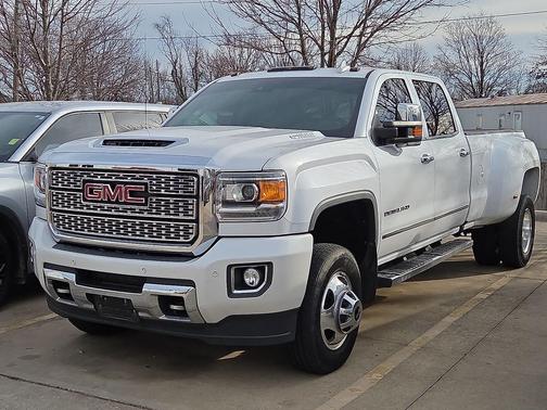 2018 GMC Sierra 3500 Denali
