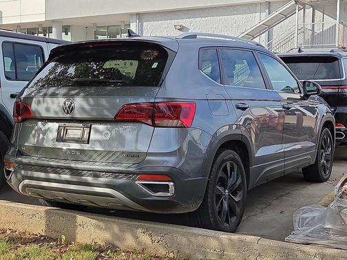 2023 Volkswagen Taos 1.5T SE