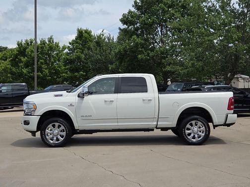 Pearl White 2024 RAM 2500 Limited Crew Cab 4x4 6'4' Box