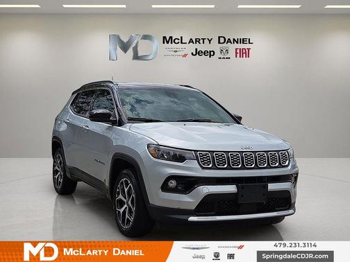 Silver Zynith Metallic Clearcoat 2025 Jeep Compass Limited