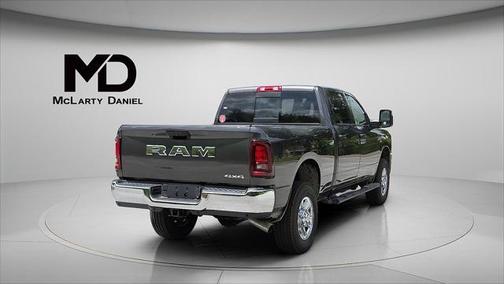 2025 RAM 2500 Tradesman Crew Cab 4x4 6'4' Box