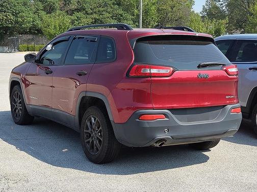 2015 Jeep Cherokee Sport