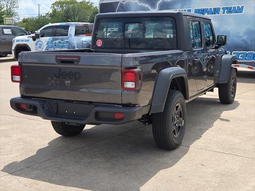 2025 Jeep Gladiator Sport