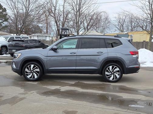 2024 Volkswagen Atlas 2.0T SE w/Technology 4MOTION