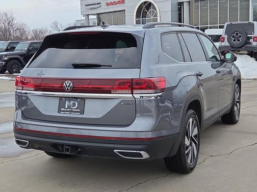 2024 Volkswagen Atlas 2.0T SE w/Technology 4MOTION