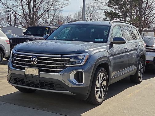 2024 Volkswagen Atlas 2.0T SE w/Technology 4MOTION